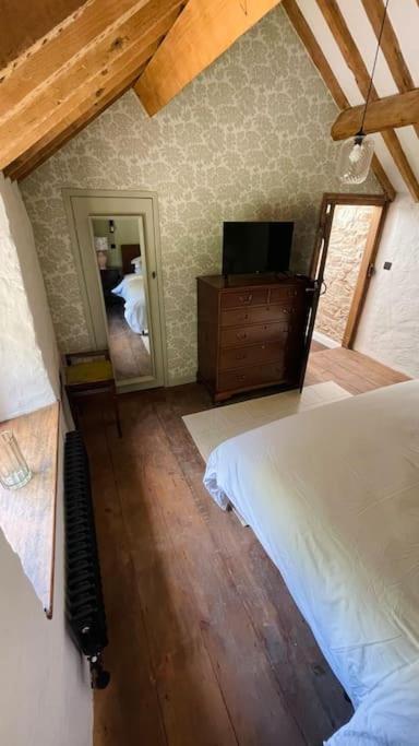 Former Corn Mill Cottage On The North Wales Coast Talacre Eksteriør bilde