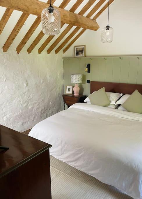 Former Corn Mill Cottage On The North Wales Coast Talacre Eksteriør bilde